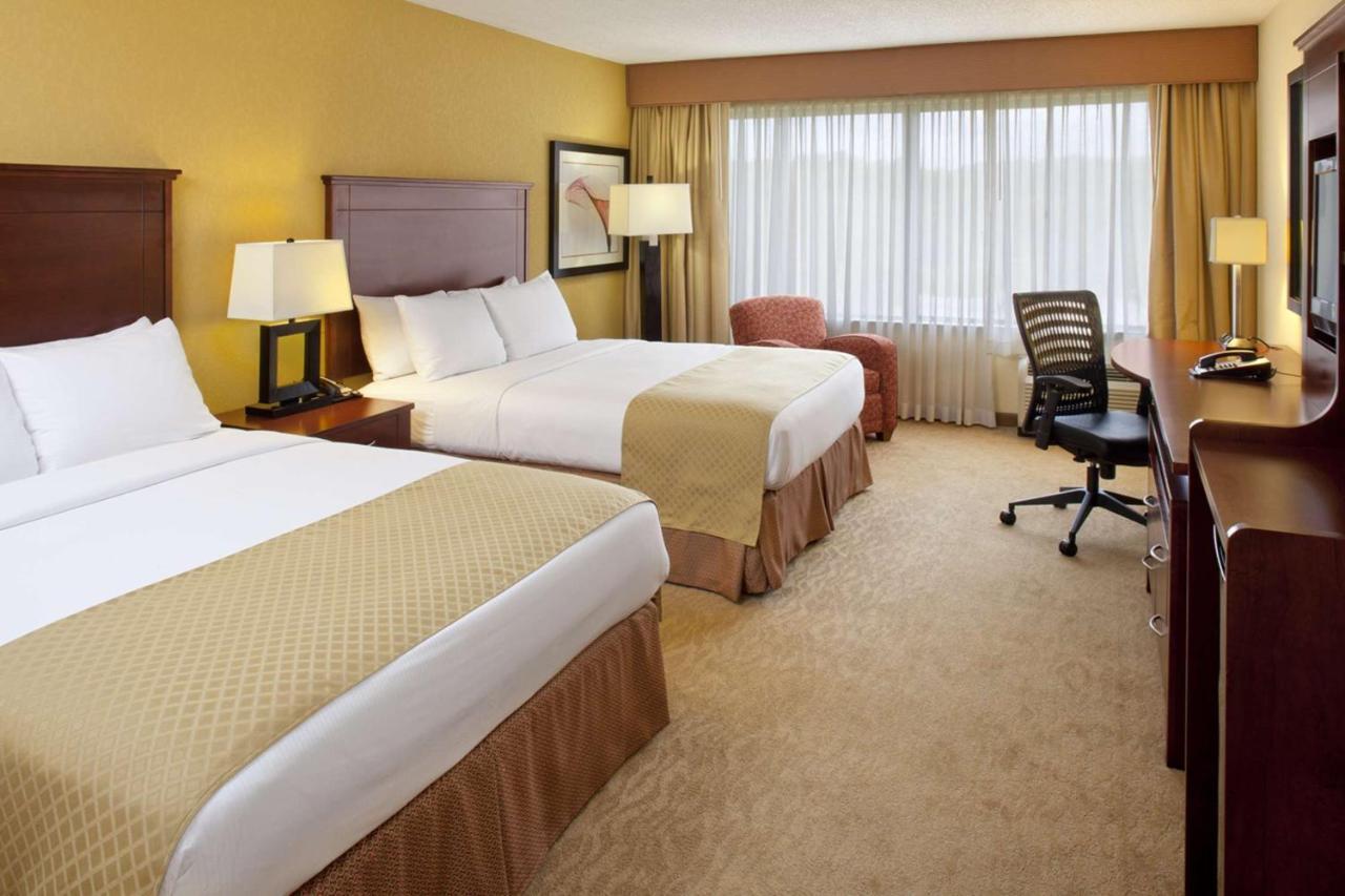 Doubletree By Hilton Fayetteville Eksteriør bilde