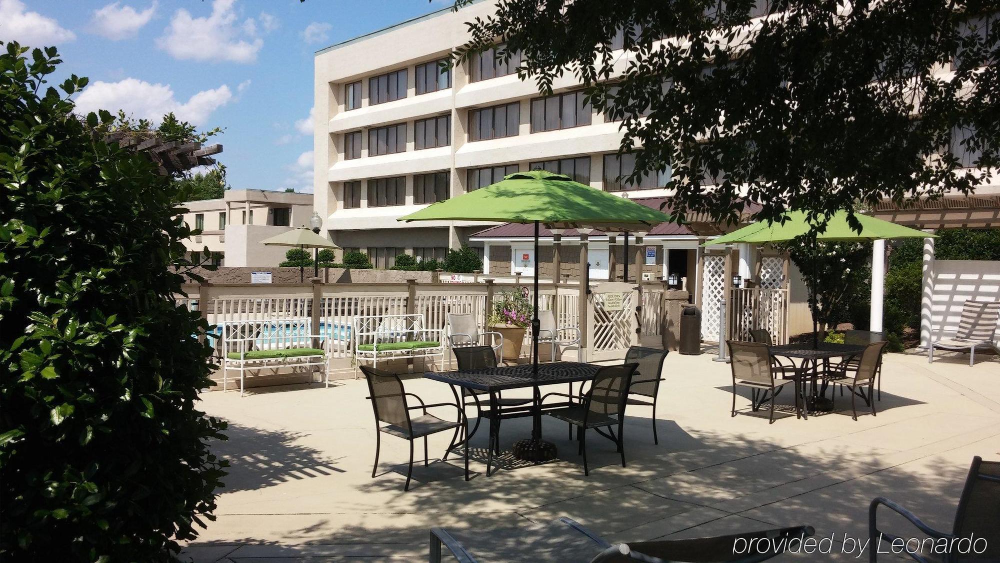 Doubletree By Hilton Fayetteville Eksteriør bilde