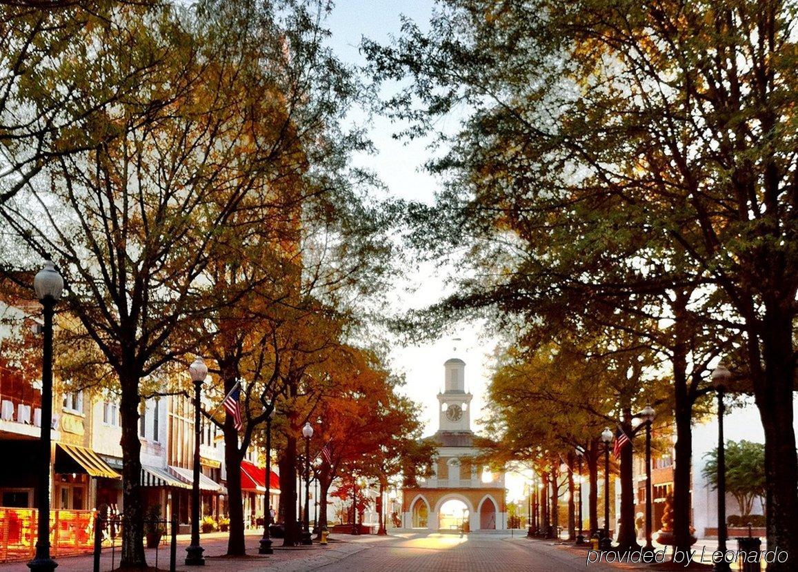 Doubletree By Hilton Fayetteville Eksteriør bilde