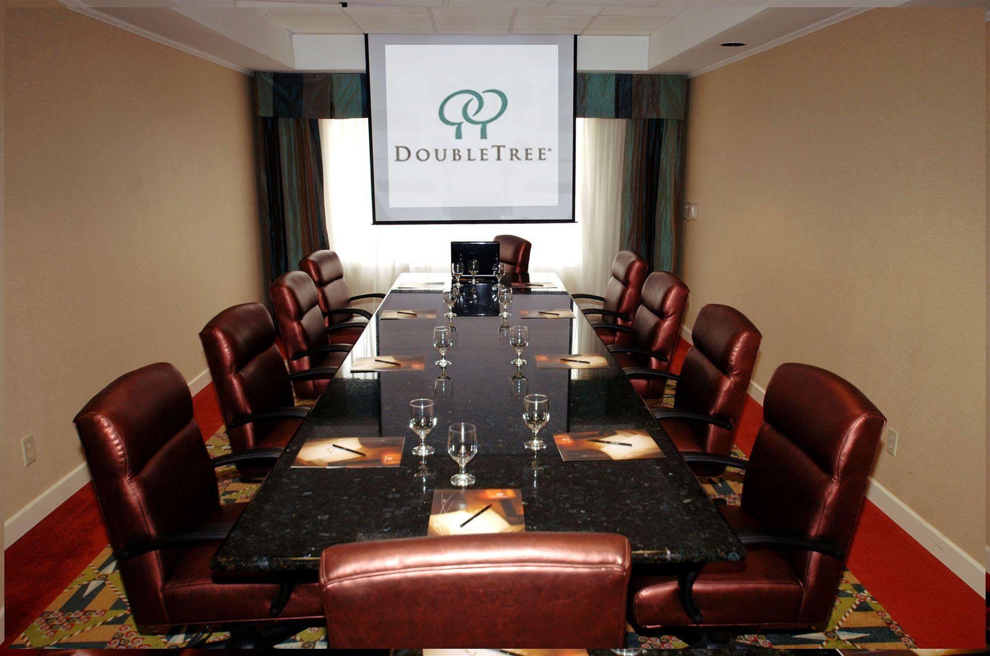 Doubletree By Hilton Fayetteville Eksteriør bilde